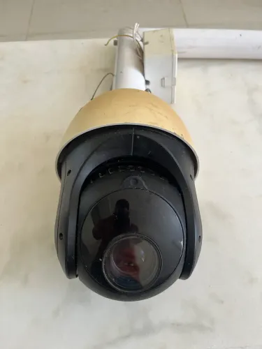 Câmera de segurança Hikvision SpeedDome 1080p