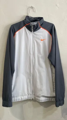 Jaqueta Nike corta vento