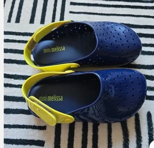 Sapatilha Mini Melissa Guardinha Babouche Azul E Amarelo Tamanho 23/24