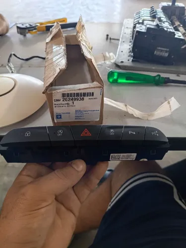 botão alerta onix premier 2 2020 a 2024 26236711