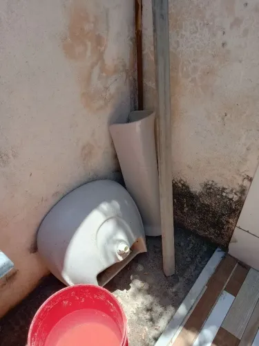 Vende-se vaso sanitário e pia