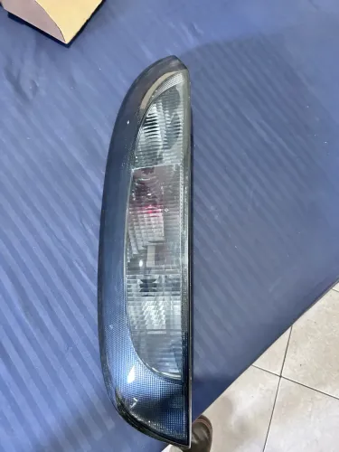 Lanterna traseira corsa hatch  lado do motorista original 