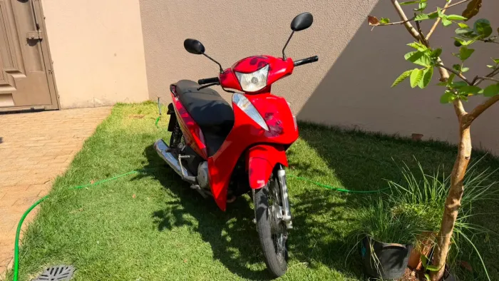Honda Biz Muito Conservada