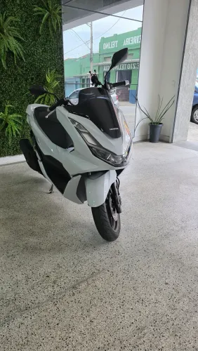 Honda PCX 2025