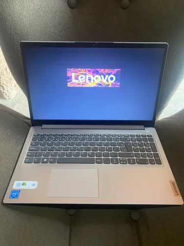 Notebook Lenovo 