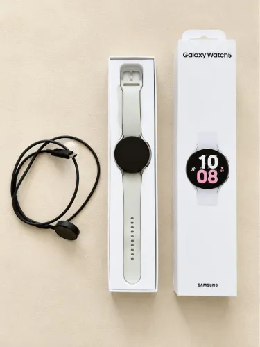 Samsung Galaxy Watch5 Completo