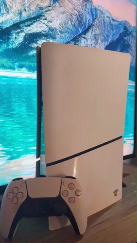 PS5 Slim Digital 1 Ano de Uso - Pouquíssimo Usado, Excelente Estado!