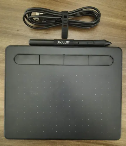 Mesa Digitalizadora Wacom Intuos Small (CTL-4100) ? Usada Apenas Uma Vez