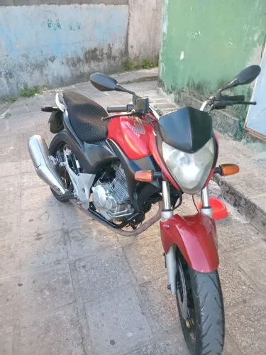 Honda cb300r 2011