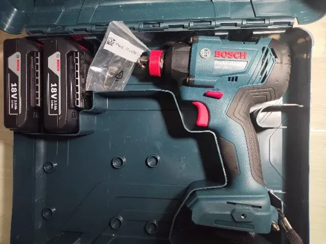 Parafusadeira e chave de impacto Bosch GDX180LI