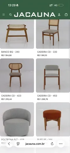 Mesa com cadeiras