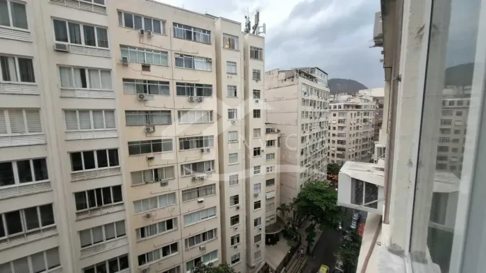 Quadríssima da Praia de Copacabana | Excelente localização