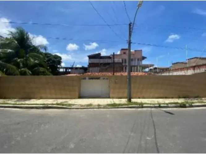 Casa em Leilão - Pajuçara - Maceió - AL