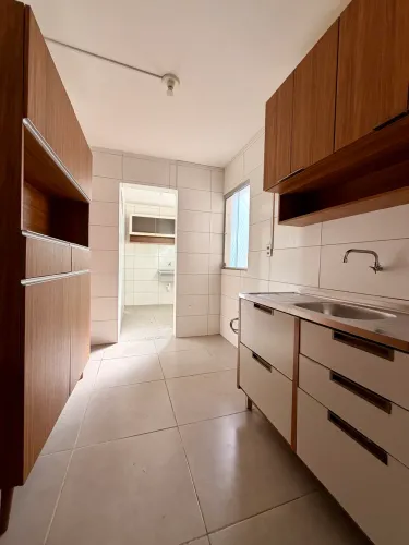 Alugo apartamento 2/4 na Ponta Verde