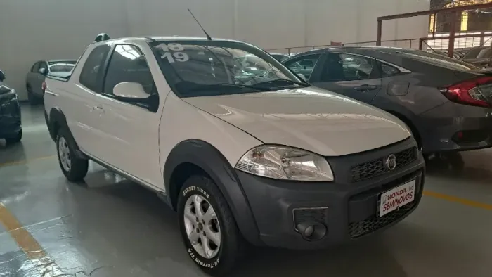 Fiat Strada Freedom 1.4 Flex 8V CD 2019