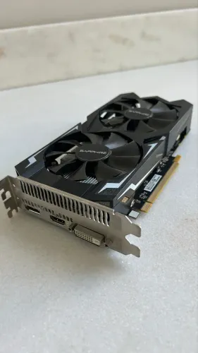 Placa de video Radeon RX 560