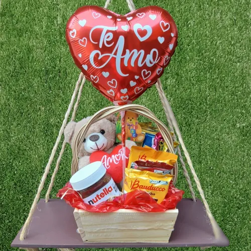 Cestas de Chocolates Dia dos Namorados Urso de Pelúcia, Caneca, balão metalizado 