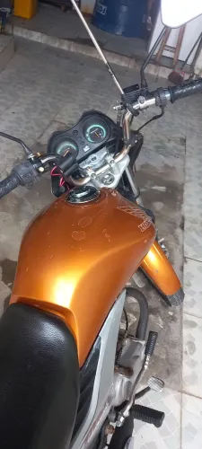 Titan mix 150 cilindradas