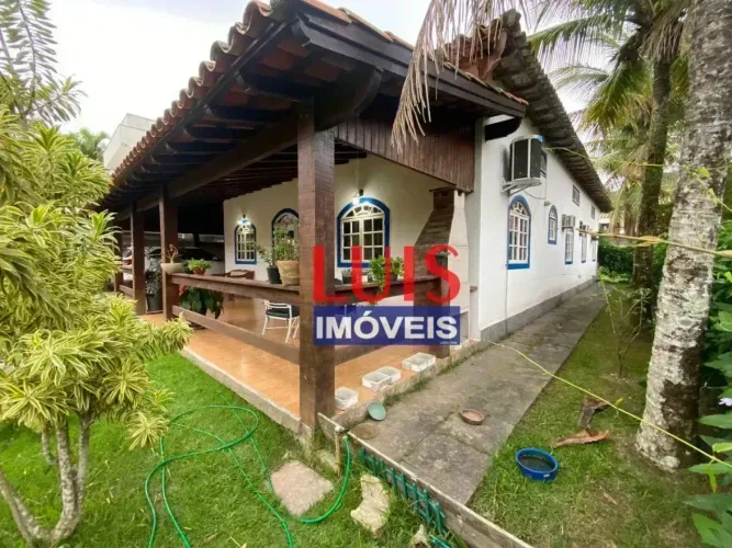 Casa com 4 dormitórios à venda, 178 m² por R$ 790.000,00 - Itaipu - Niterói/RJ