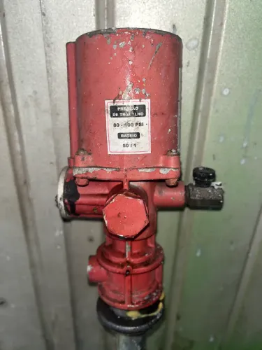 Propulsora pneumática para graxa 