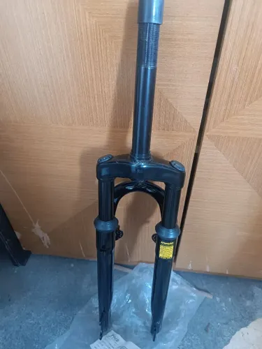 Kit Peças Bicicleta Aro 26 no Precinho!!(Garfo Suspensão + Coroa Tripla + Pedais de Ferro)