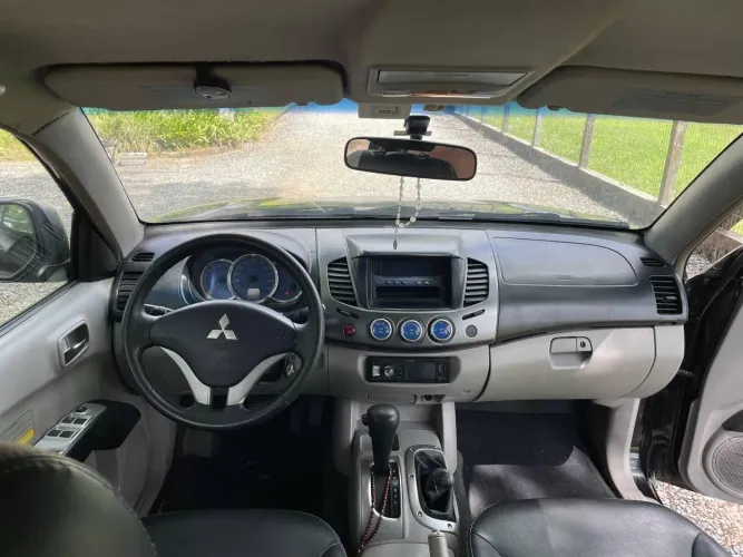 Mitsubishi L200 Triton HPE 3.5 CD V6 24V Flex Aut. 2008