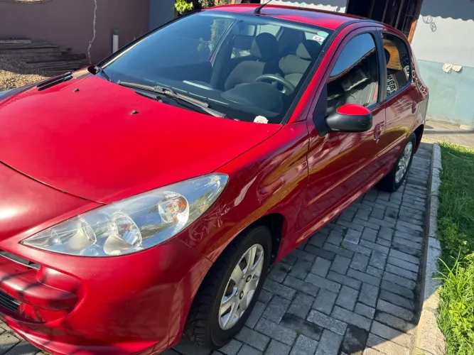 Peugeot 207 Active 1.4 Flex 8V 5P 2014