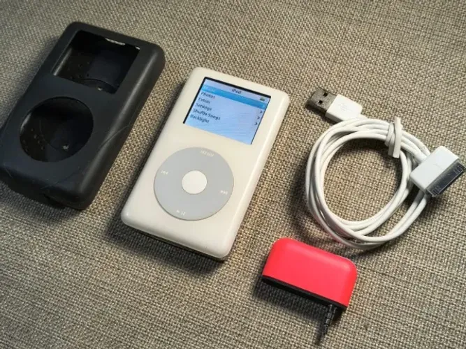 iPod Classic 4ª Ger. Colorido 128gb - bateria nova + adaptador bluetooth + capa + cabo