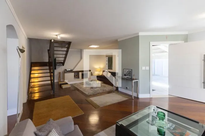 Casa à Venda - Tucuruvi, 5 Quartos, 310 m2