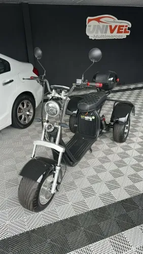 Scooter elétrica tipo Chopper 3.000 W / 12x $1.417 Cartão, não precisa de CNH
