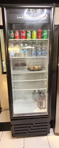Refrigerador Expositor Vertical