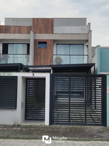 Casa Sobrado Encantadora