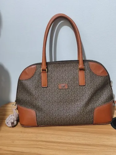 Bolsa baú vintage Victor hugo