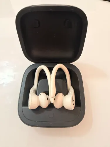 Beats Powerbeats Pro original