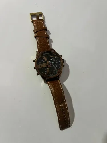 Relógio Diesel Mr. Daddy 2.0 Only The Brave Couro Marrom - Original