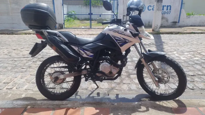 Vende-se ou troca em carro