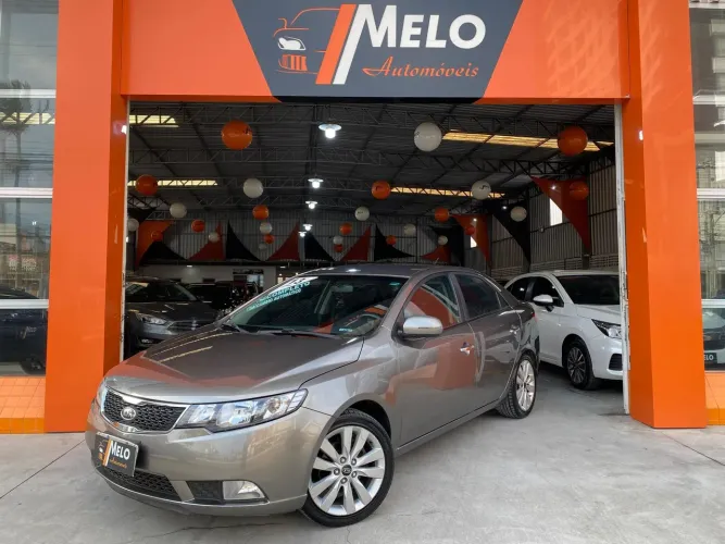 Kia Motors Cerato 1.6 16V Aut. 2013