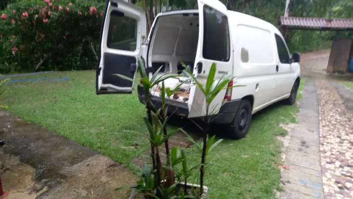 Peugeot Partner Furgão 1.6 16v/ 1.6 16V Flex 3P 2013