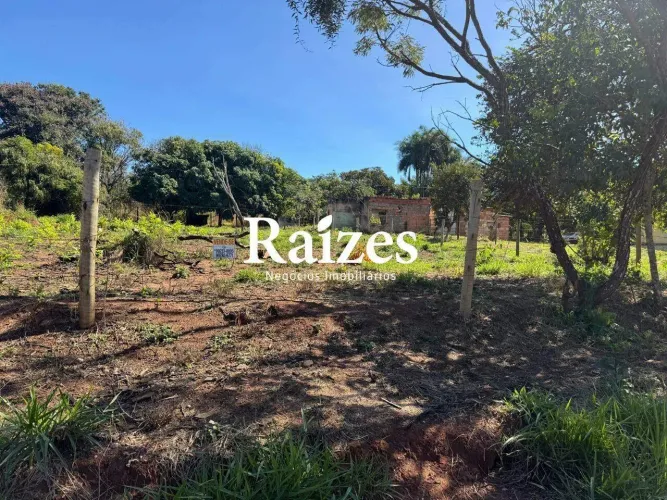 Terreno residencial de 1.000 m² à venda no Bairro Morada Nova em Uberlândia