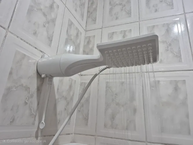 Chuveiro lorenzetti loren shower 220V 6800W