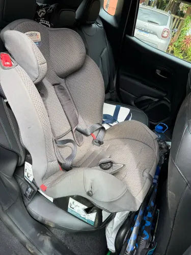 CADEIRINHA carro //2 anos Burigotto