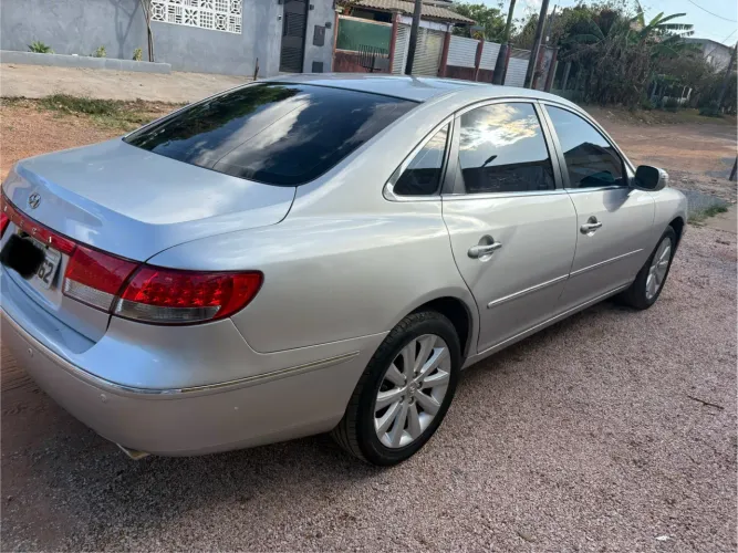 Hyundai Azera GLS 3.3 V6 24V 4P Aut. 2010