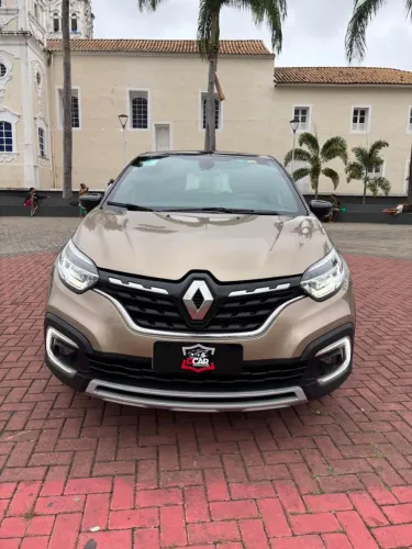 Renault Captur Iconic 1.3 TB 16V Flex 5P AUT 2022