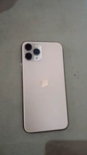 Vendo iPhone 11 Pro em ótimo estado saúde da bateria 79