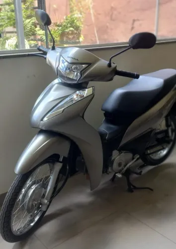 Honda Biz 110I 23/34 (ótimo estado de conservação)