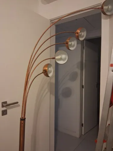Iluminaria de pé