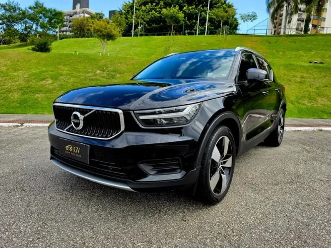 Volvo XC40 XC 40 T-4 Momentum 2.0 190cv FW 2020