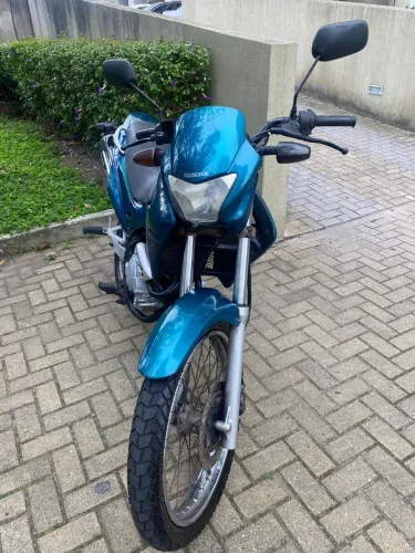 Honda Nx falcon 400 verde metálico, toda original, em excelente estado.