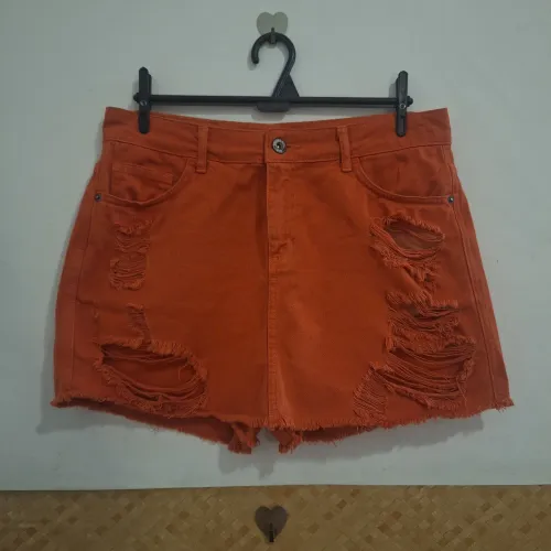 Short saia da South G veste 42/44. Lindo!