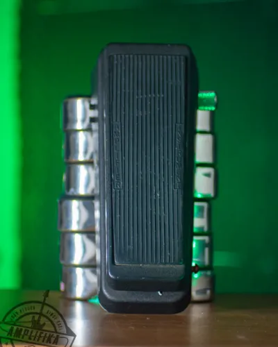 Pedal de Expressão Dunlop Cry Baby 535Q Multi Wah